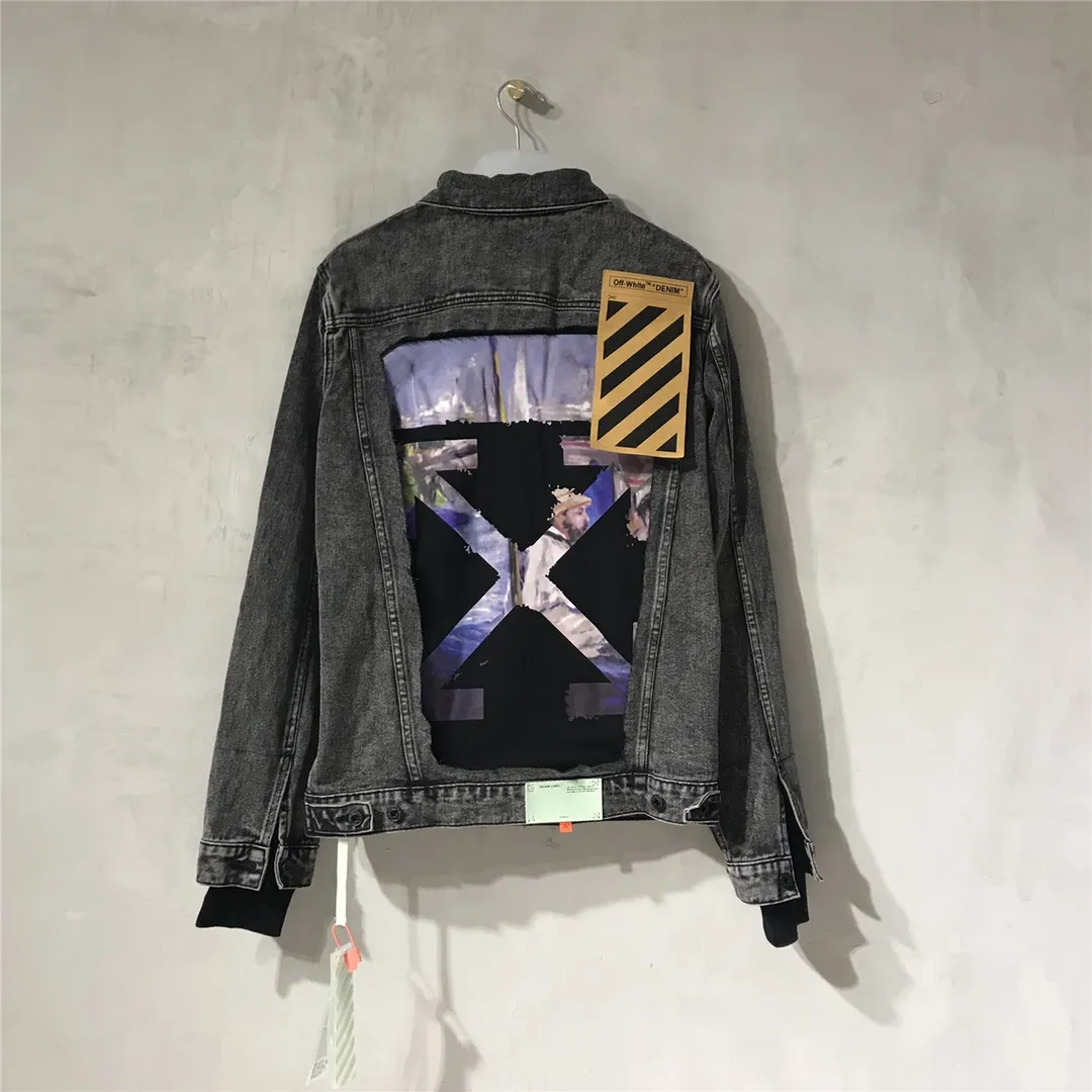 Top tested version Off-White Spanish order King of high street jacket Dream splash OW exclusive powerful wash Exclusive limited series denim jacket Autumn and winter debut! High-end ink printing/gradient flame printing and dyeing process. Stitching oil painting denim jacket. Classic oil painting arrows, Monet's works, once again combined with art, "Claude Monet painting on his Boat" is a masterpiece that is perfectly combined with OW's iconic arrow logo. It has a prominent sign, the splicing of denim and sweatshirts, and the layering effect, which is high-street and eye-catching. The fabric is customized according to YB, heavy-weight washed cotton washed cloth, more than 10 processes of continuous washing and stone grinding, the color and texture are very textured, a full set of accessories are customized, the highest quality original hardware, original kraft paper stripe labeling, accept all challenges of the same version! Couple style washed ripped denim jacket! Of Whi2019's first autumn new single, with dreamy splash-ink printing and dyeing techniques, and classic hole-washed design, the official price is 11,000 yuan. The painting style is a bit like an artist's oil painting, giving people a unique and retro artistic atmosphere. The upper body is full of coolness, with a strong sense of high street, very yuppie! The gradient design all over the denim jacket is very clever and just the right touch! Off-White's first show series, you can imagine its matching magic, and in the streets of autumn and winter, denim is always indispensable. It is exclusively sold, with great value for money and ready to be shipped in seconds! The most classic denim jacket style, heavy washed and distressed craftsmanship, Manet's portrait, a tribute to Impressionism! Heavy washing gives the denim the strongest texture! Quality items are a must buy!  Derived from Off-White's classic elements, the most classic OW denim version, "IMPRESSIONISM" is a specially stylized item that pays homage to Impressionism with Manet's portraits and oil paintings. The large print on the back is Manet's signature One of the table oil paintings, it has a vintage effect. The color scheme is gray and white retro oil painting, pink Slogan and footnotes. It is very eye-catching (semi-finished products imported from Conley digital directly touch, super shocking) high weight and thick cotton denim, full hardware mold opening, super heavy work! Several washing and distressing processes before and after give the black denim a super retro texture! Pair the oversized silhouette with short sleeves or a sweatshirt to make you invincible and walk with wind!  Size chart